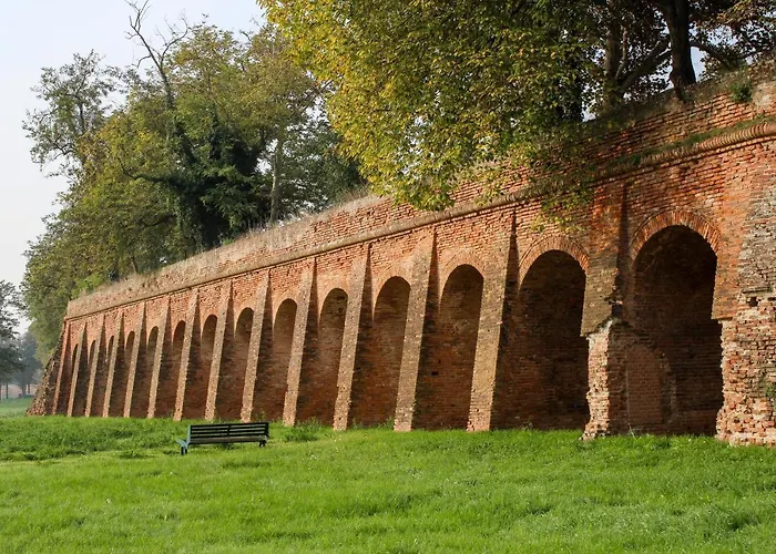 La Rosa By فيرّارا